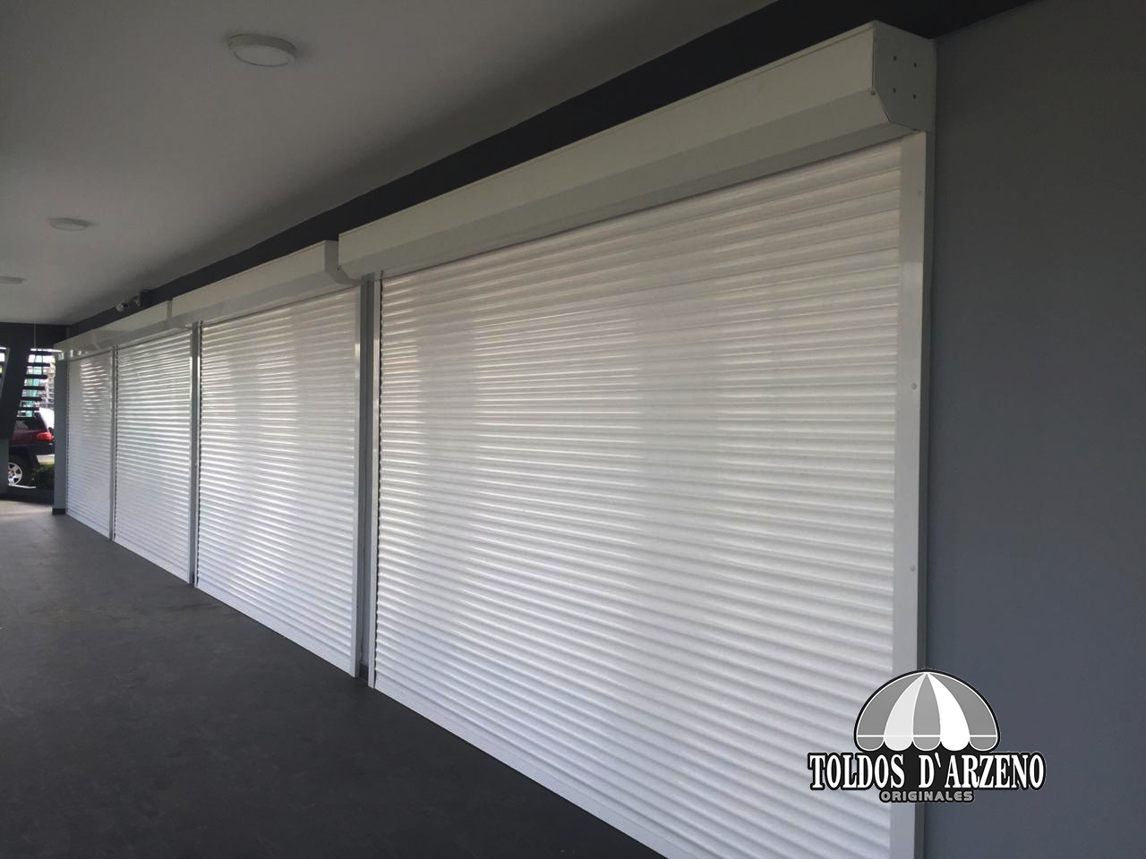 ROLLER SHUTTER